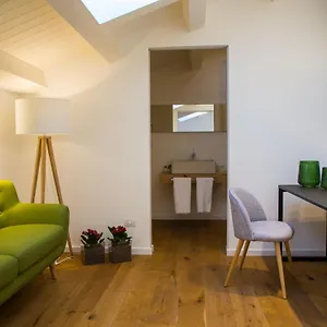 plebis-bb-in-sicilia-nel-centro-storico-di-catania.taorminaitalyhotels.com/