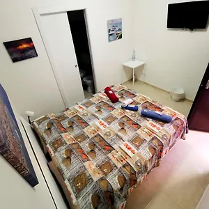 bed-and-fly-near-airport-catania.taorminaitalyhotels.com/