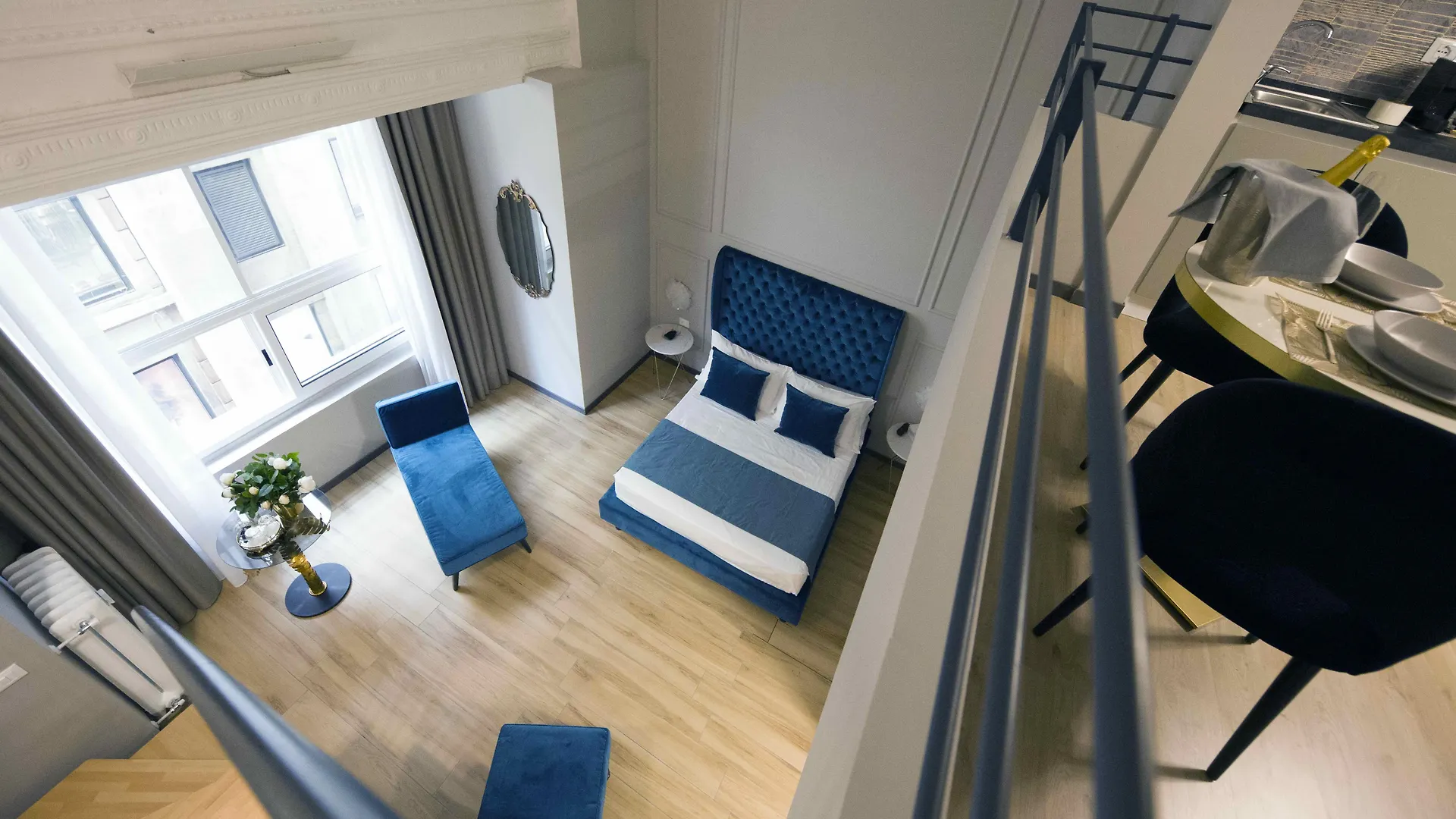 Intomilan Galleria Duomo I Boutique & Design Aparthotel
